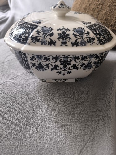 Superbe légumier faïence - légumier,