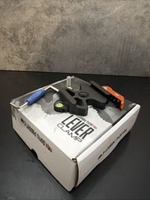 3 Legged Thing  LV-NKCL Lever Clamp Arca-Swiss Compatible Quick Release Plate