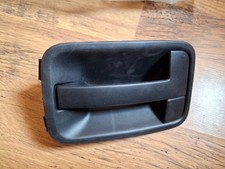 Poignée de porte arrière