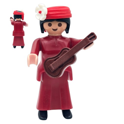 Playmobil figurine femme robe