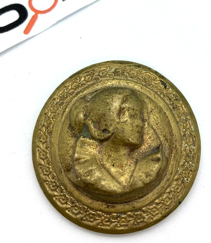 Objet très ancien - , cache