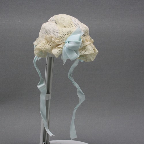 Antique doll bonnet bebe - antique,