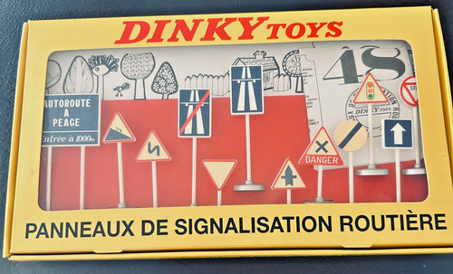 Dinky toys atlas 593 - dinky,