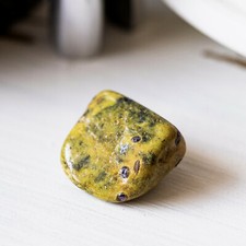 SERPENTINE Pierre polie - Soin