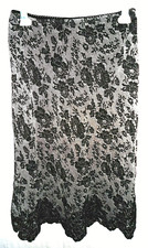 Jupe  Taille L   marque RENE