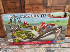 Hot Wheels Mario Kart Circuit Track Set with Mario and Toad Cars