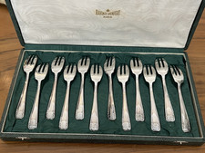 12 METAL SILVER CAKE FORKS MODEL ART DECO / ANTIQUE SILVERWARE