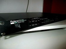 ROLAND GM-70 24 TO 13-PIN