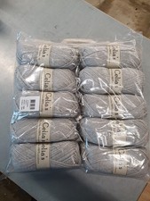 Lot 10 Pelotes de Laine