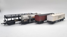 Lot 4 wagons marchandises
