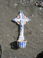 benitier en faience du midi