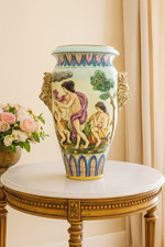Grand vase Capodimonte signé