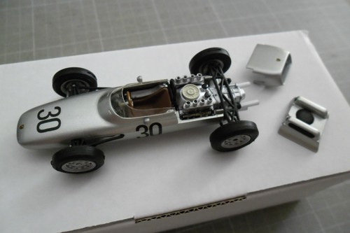 Scale racing cars - racing,