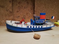 MARQUE INCONNUE. BATEAU DE