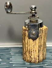 Moulin à poivre en corne 