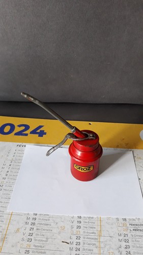 Petite burette groz - petite,