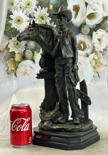 Collection bronze statue - de,