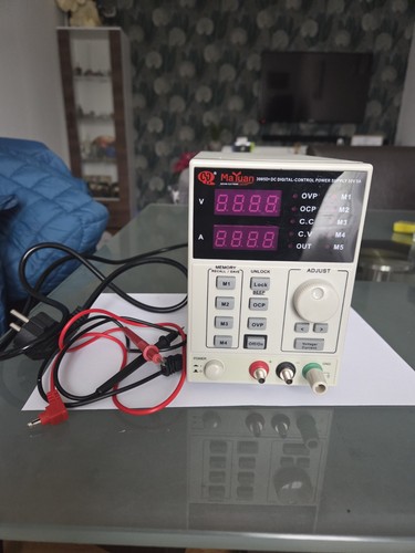 Bloc alimentation regulée - bloc, d