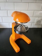 Manual Citrus Press