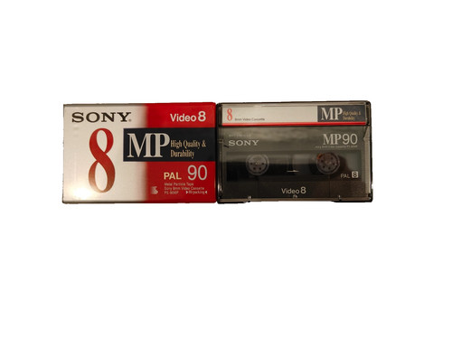 Une sony cassette - une,