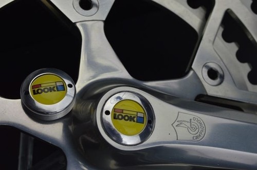 Look dust caps for crankset