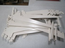 CA828 LOT 30 EQUERRES