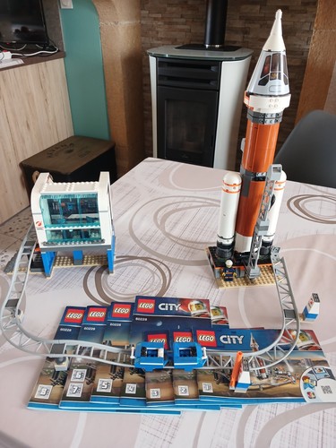 Lego city 60228 fusée - city,