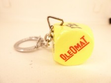 RARE Keychain / Key Ring - OLEOMAT - EXCAVATORS - RICHIER - DE / DICE -