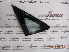 Toyota Sienna avant Droit