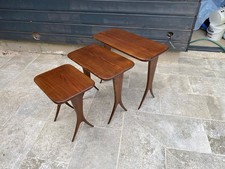 Ensemble de 3 tables gigognes