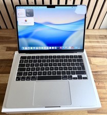 Apple MacBook Air 13,6" (256