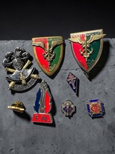 Lot Insignes Militaires