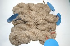 Lot de cinq écheveaux de