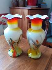Paire de vases en verre