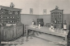 16 COGNAC MARTELL SALLE DE