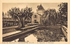CPA 78 DEUX DOOR FARM IN LOUVENIENNES PIGEONNIER WATERING