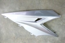 Carénage latéral gris