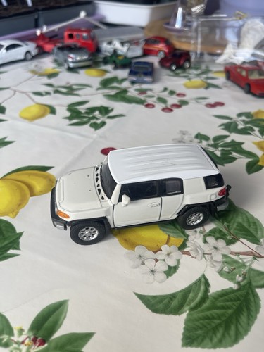 Welly diecast 39 toyota - diecast, 1:34-39