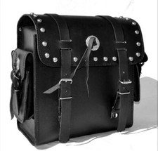  Sac en Cuir pour sissi bar - Taille moyenne avec CLOUS  moto custom harley