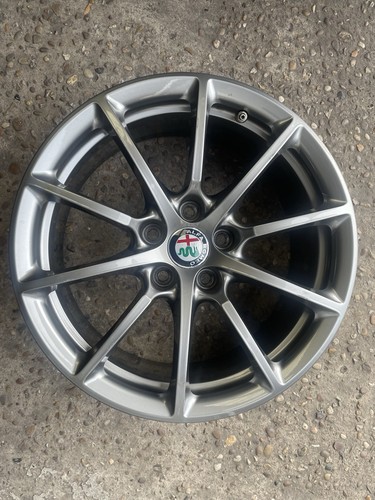 Jante alliage alfa - en,