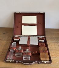 Ancienne Malette de Toilette