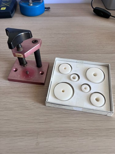 Potence horloger pour - -,