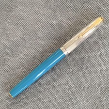 Stylo plume bleu Parker 51