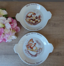 Lot de deux petites assiettes