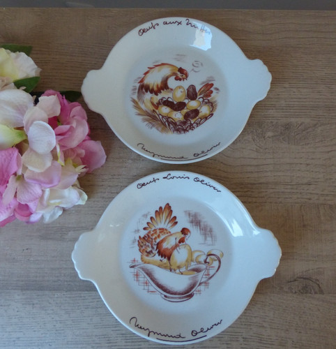 Lot deux petites - petites, assiettes