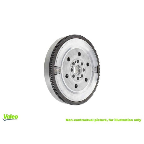 Pour nissan primera hatchback - pour,