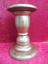 Belle Colonne En Bois, Socle