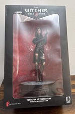The Witcher 3 Wild Hunt: Yennefer Of Vengerberg 10" Action Figure With Box
