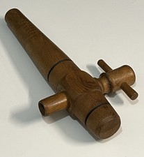 Ancien Robinet en Bois pour