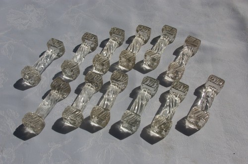 Anciens porte couteaux en - 12,
